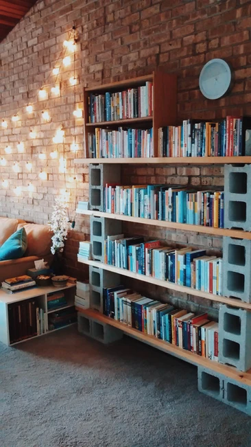 Espectacular mueble tipo biblioteca estructurado con bloques lisos